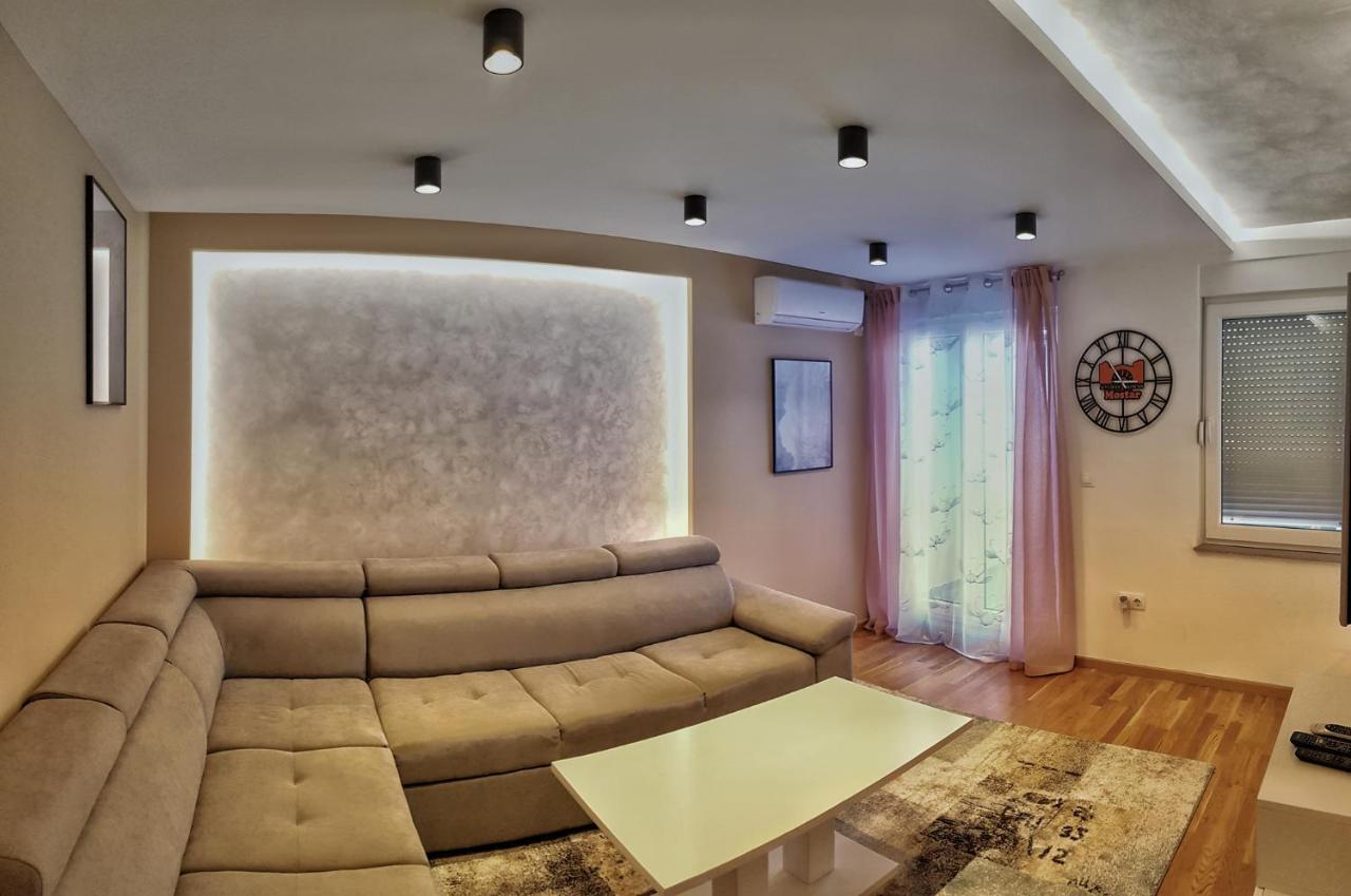 Sun Valley Apartments Μόσταρ Εξωτερικό φωτογραφία
